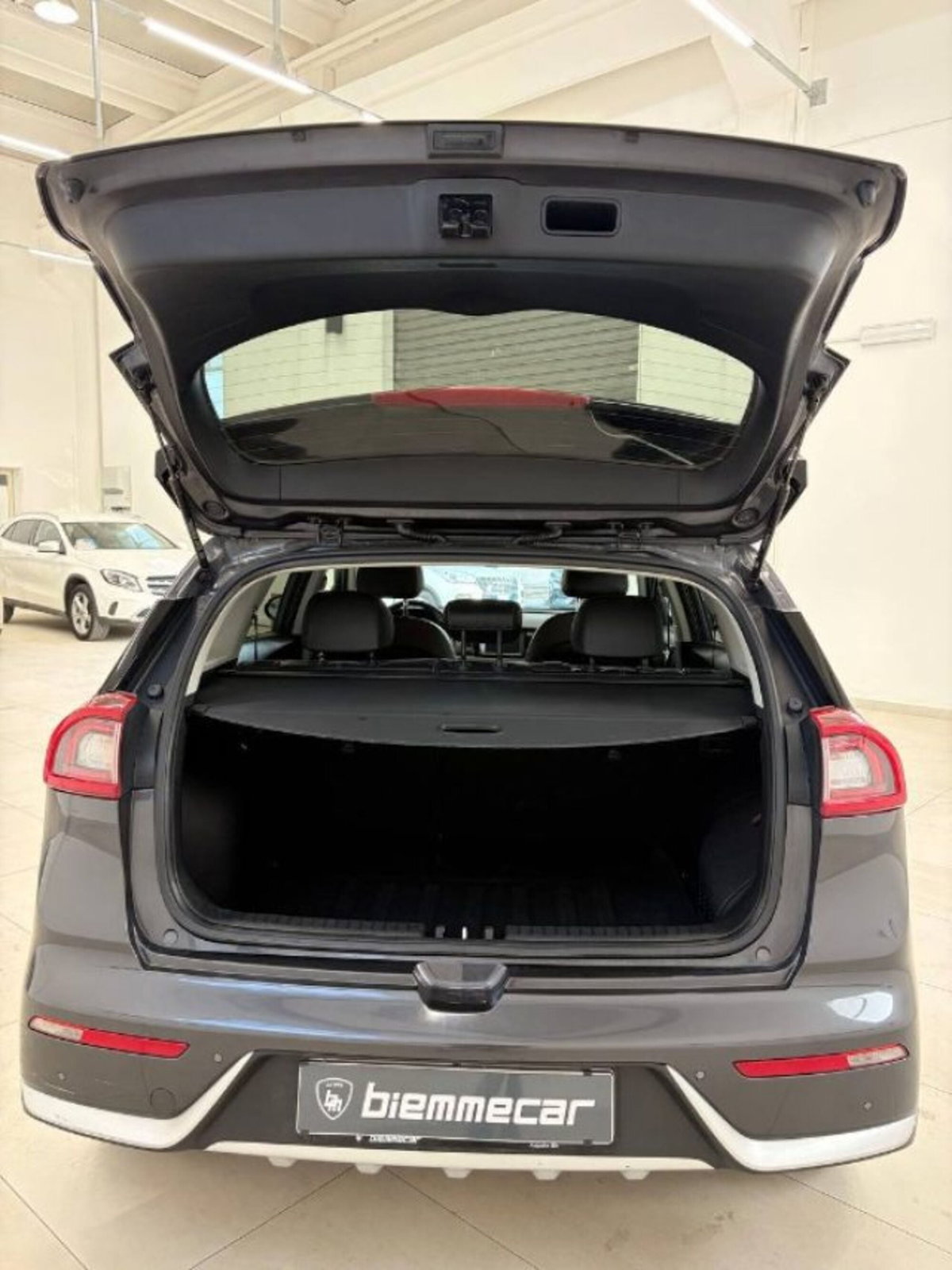 Kia Niro 1.6 GDi DCT HEV Energy (5)