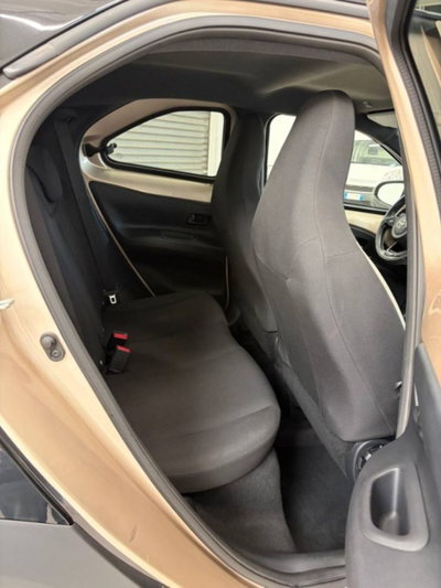 Toyota Aygo X 1.0 VVT-i 72 CV 5 porte Limited Air (13)