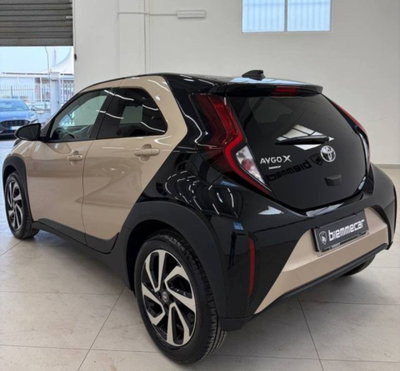Toyota Aygo X 1.0 VVT-i 72 CV 5 porte Limited Air (4)