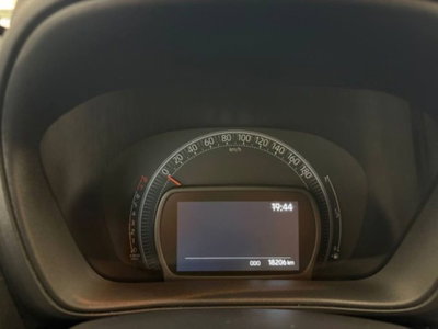 Toyota Aygo X 1.0 VVT-i 72 CV 5 porte Limited S-CVT (17)