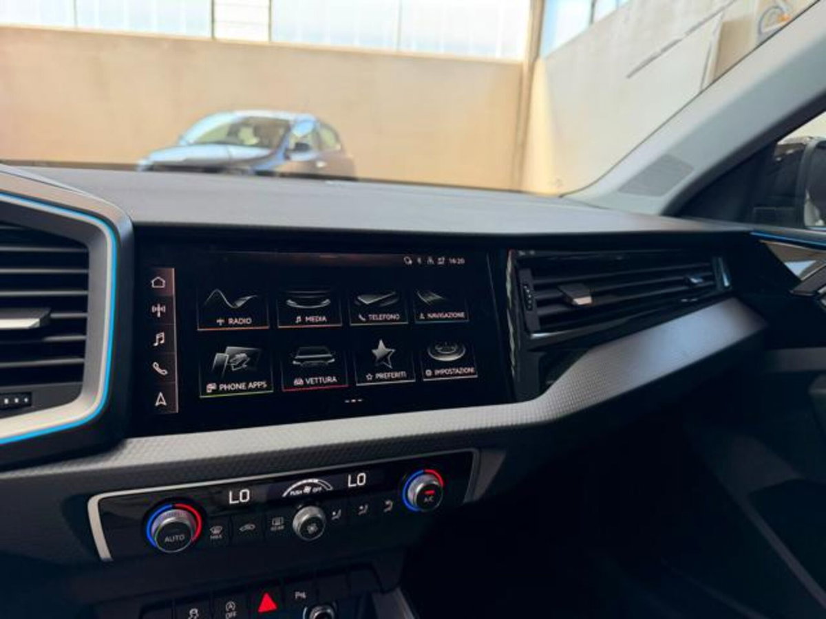Audi A1 Sportback 30 TFSI S tronic S line edition (12)