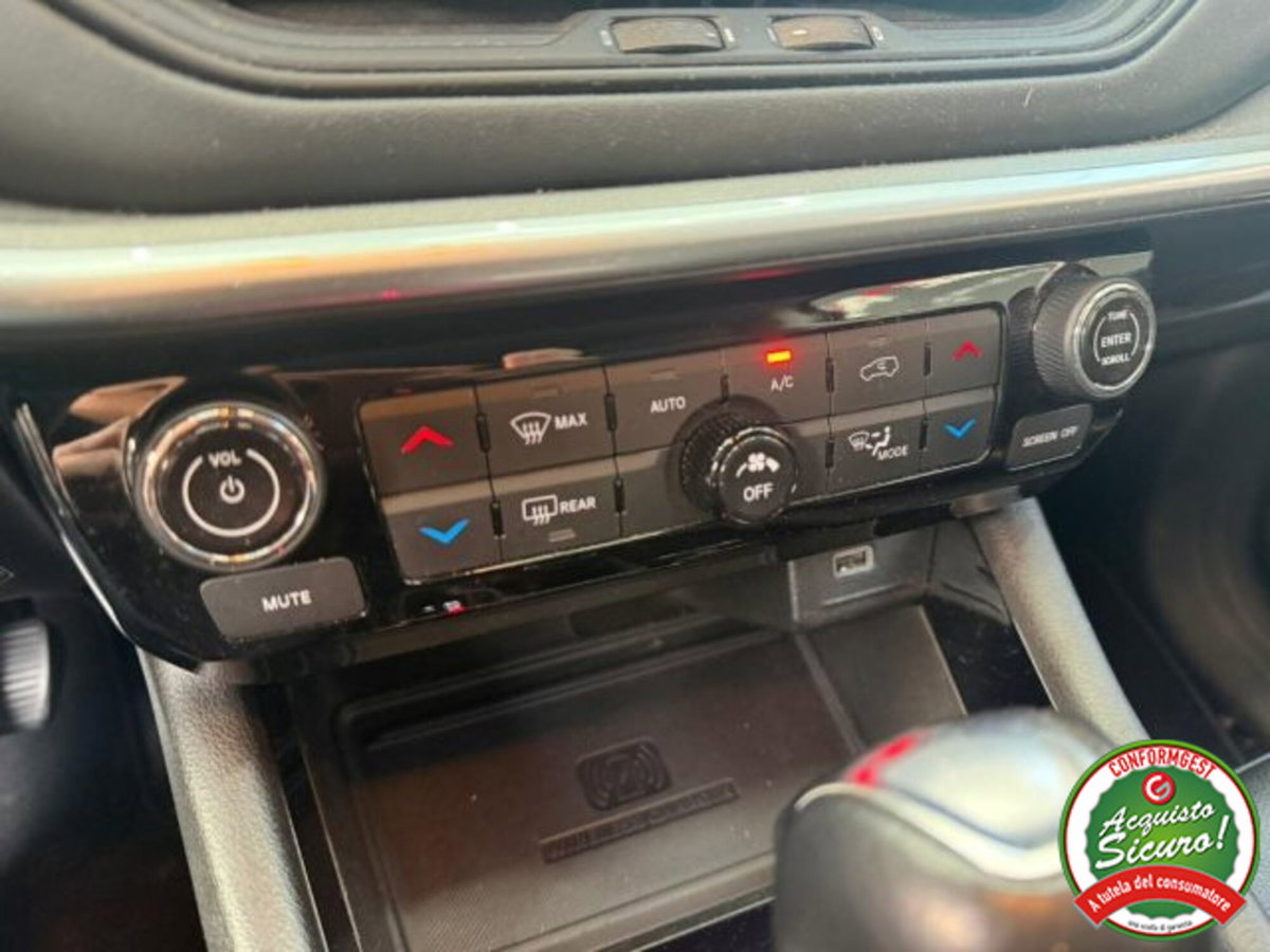 Jeep Compass 1.5 Turbo T4 130CV MHEV 2WD Limited (15)