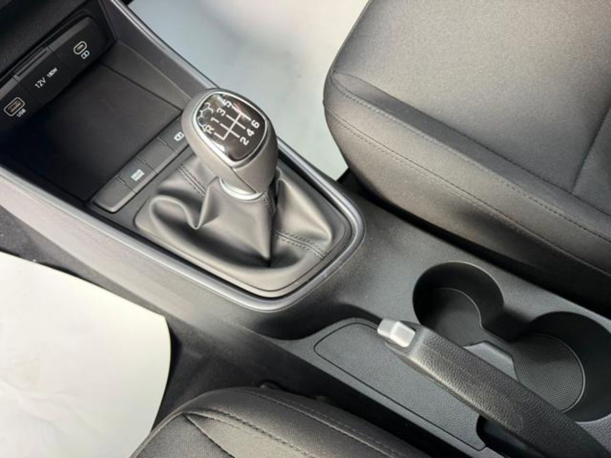 Hyundai i20 1.0 t-gdi Connectline 90cv mt (17)