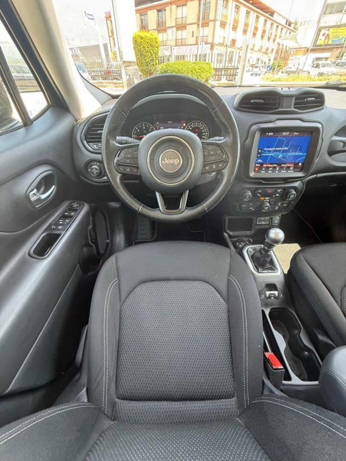 Jeep Renegade 1.6 Mjt 120 CV Limited (16)