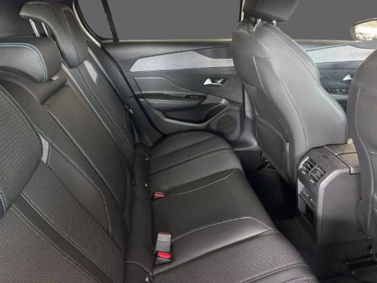 Peugeot 308 BlueHDi 130 S&S Allure (4)