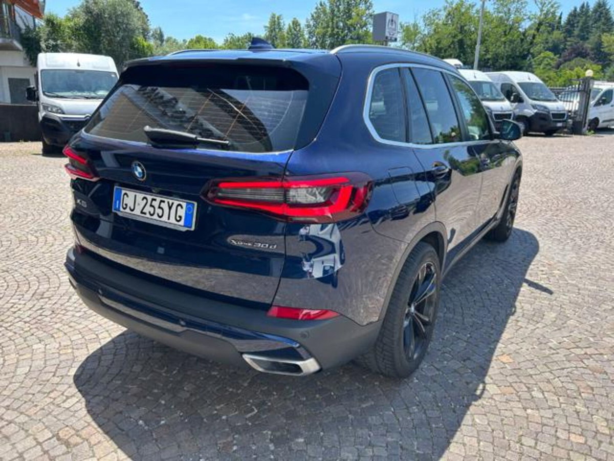 BMW X5 xDrive30d 48V Business (4)