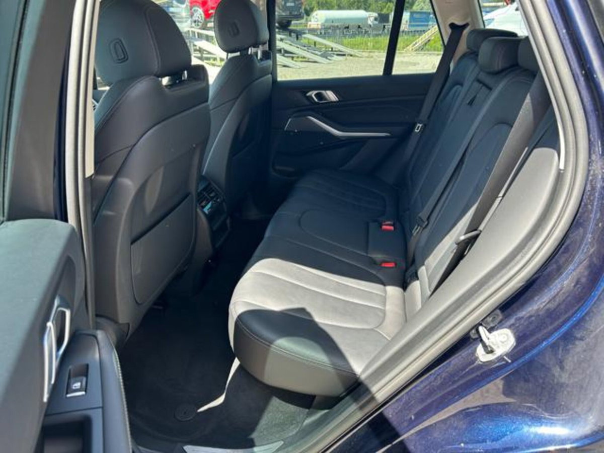 BMW X5 xDrive30d 48V Business (5)