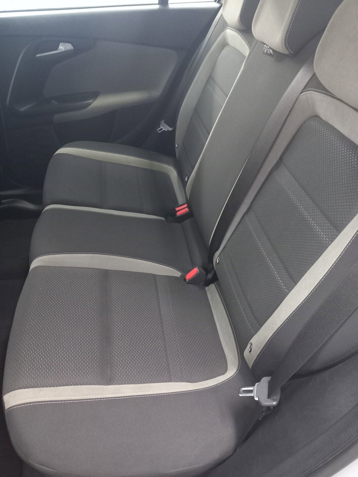 Fiat Tipo Station Wagon Tipo 1.6 Mjt S&S DCT SW Easy (19)