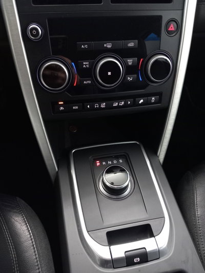 Land Rover Discovery Sport 2.0 TD4 150 CV Pure (18)