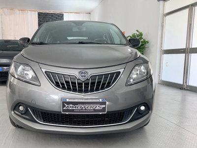 Lancia Ypsilon 1.0 FireFly 5 porte S&S Hybrid Ecochic Gold (2)