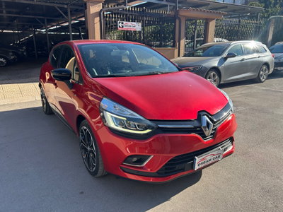 Renault Clio dCi 8V 90 CV 5 porte Moschino Life (3)