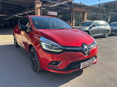 Renault Clio dCi 8V 90 CV 5 porte Moschino Life (4)