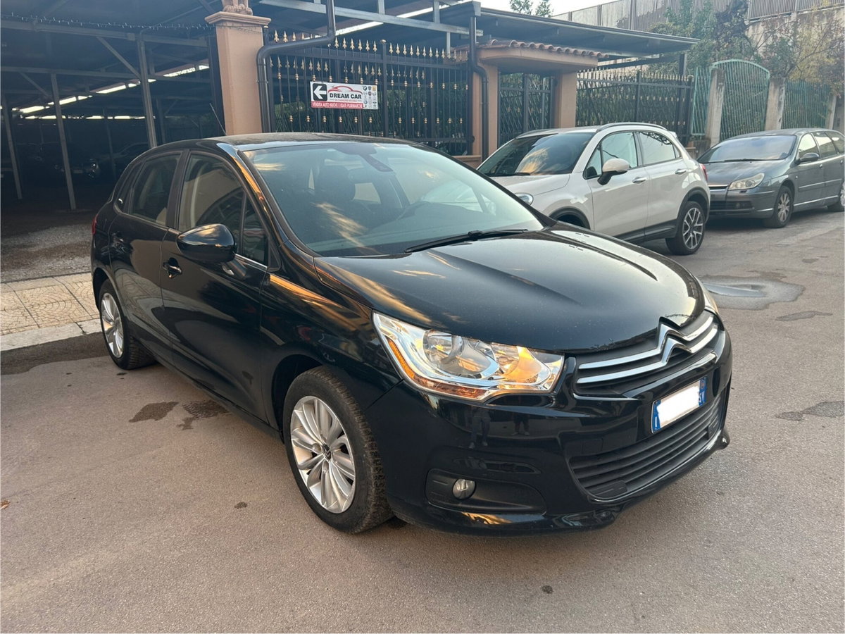 Citroen C4 1.6 e-HDi 115 Exclusive (8)