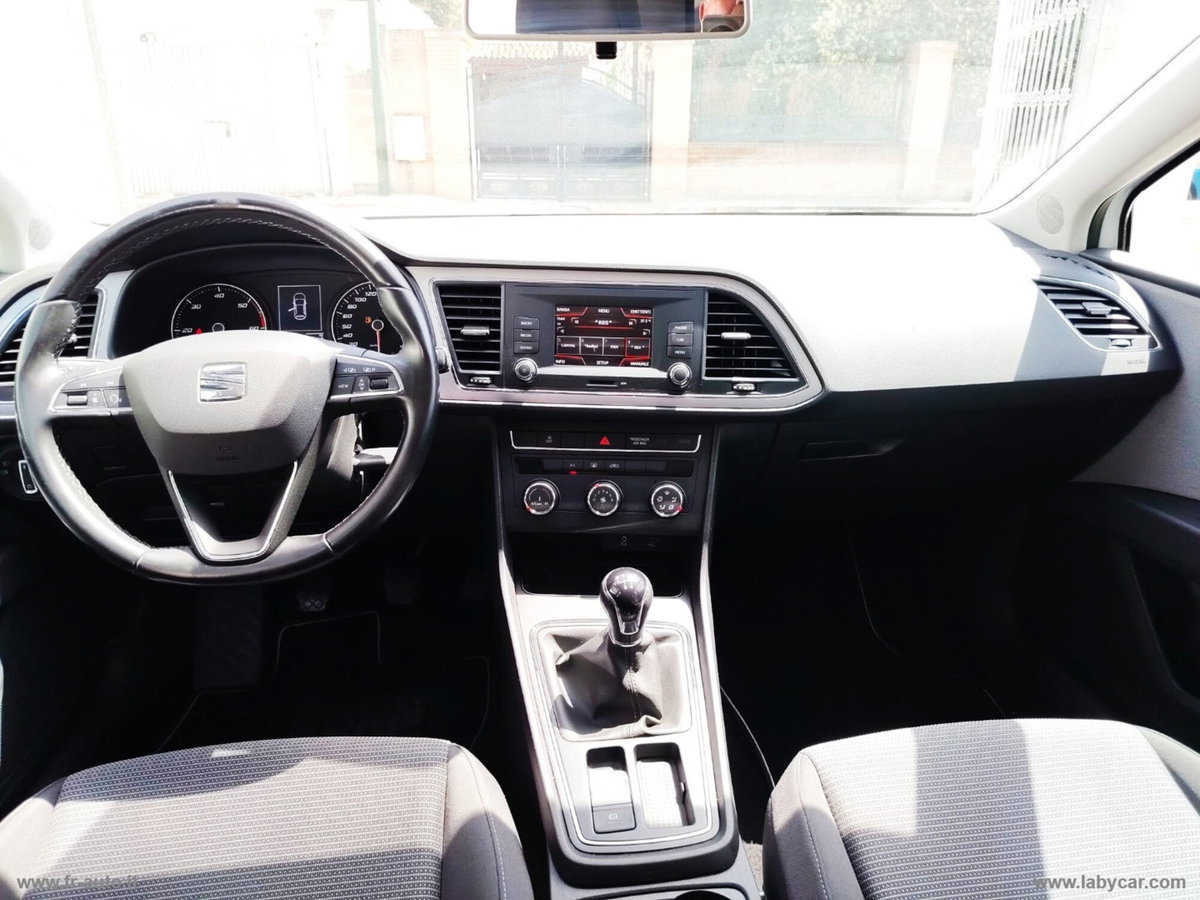 SEAT Leon ST 1.6 TDI 115 CV Black Edition (4)