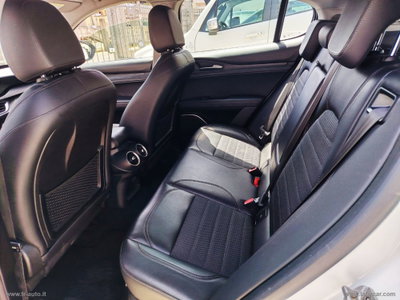 Alfa Romeo Stelvio Stelvio 2.2 Turbodiesel 150 CV AT8 RWD Super (14)
