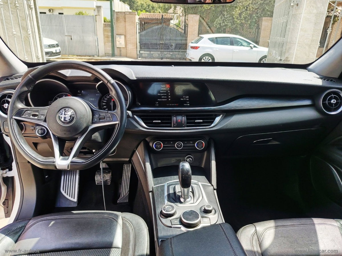 Alfa Romeo Stelvio Stelvio 2.2 Turbodiesel 150 CV AT8 RWD Super (4)