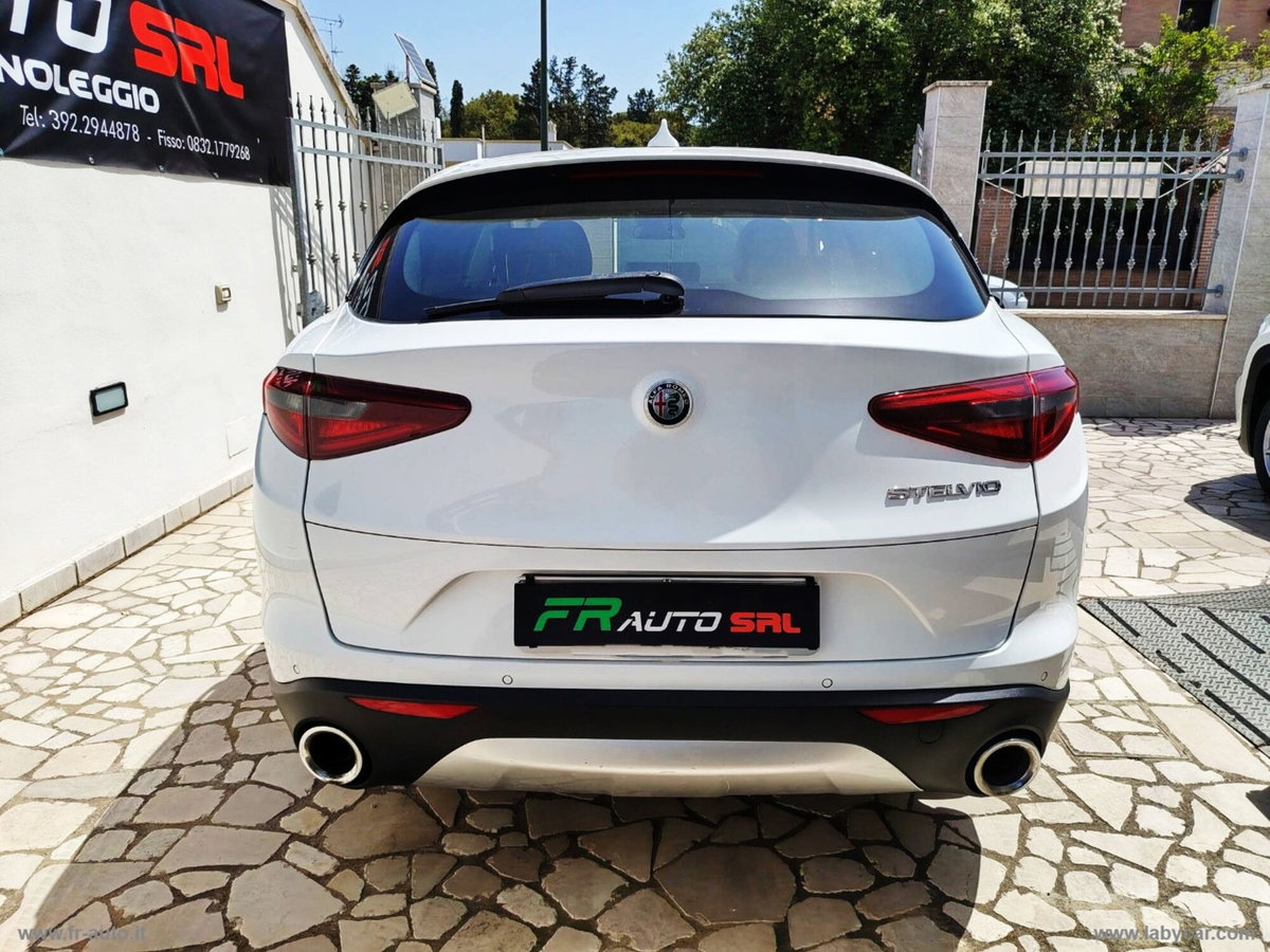 Alfa Romeo Stelvio Stelvio 2.2 Turbodiesel 150 CV AT8 RWD Super (7)