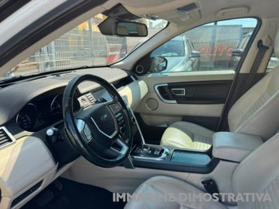Land Rover Discovery Sport 2.2 TD4 HSE Luxury (12)