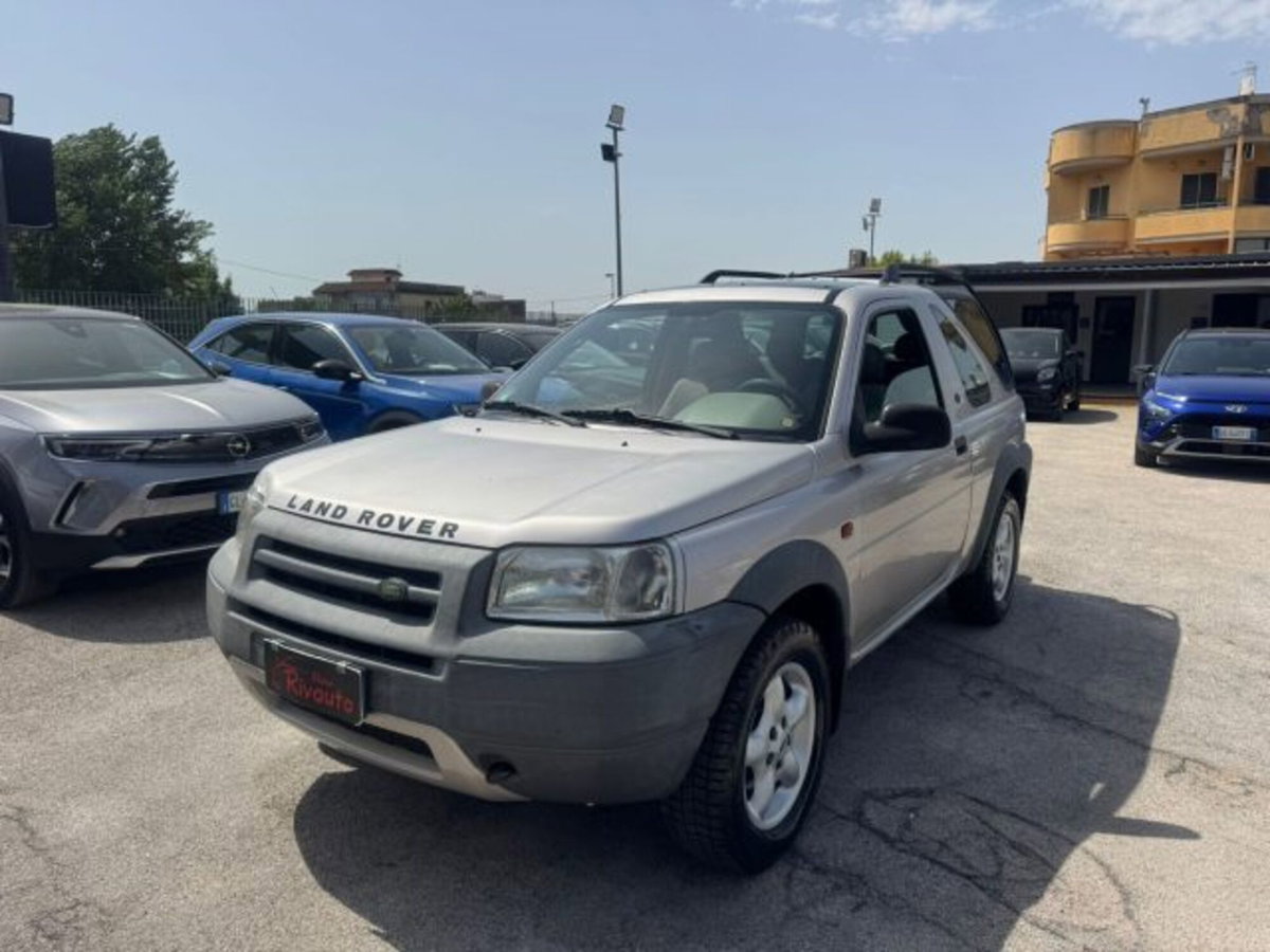 Land Rover Freelander 2.0 Td4 16V cat 3p. Hardback (3)