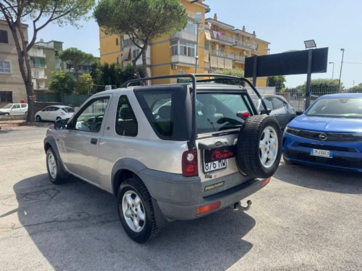 Land Rover Freelander 2.0 Td4 16V cat 3p. Hardback (4)
