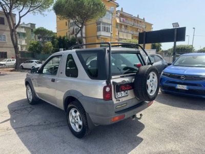 Land Rover Freelander 2.0 Td4 16V cat 3p. Hardback (4)