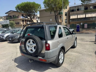 Land Rover Freelander 2.0 Td4 16V cat 3p. Hardback (5)