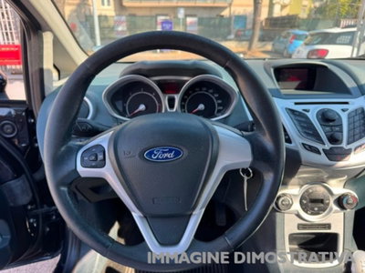 Ford Fiesta 1.4 TDCi 68CV 5 porte Titanium (10)