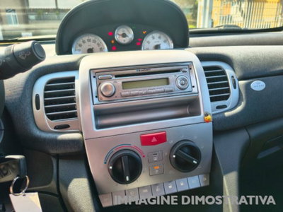 Lancia Ypsilon 1.4 Argento Ecochic GPL (15)