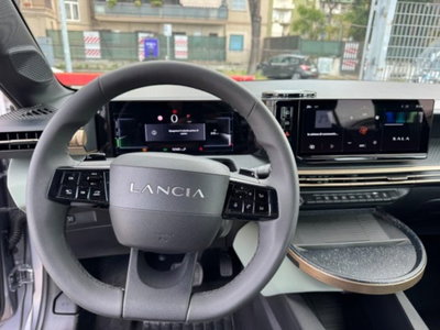 Lancia Ypsilon 1.2 mhev Edizione Limitata Cassina e-dct (19)
