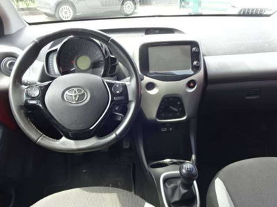 Toyota Aygo 1.0 VVT-i 69 CV 5 porte x-clusiv (7)