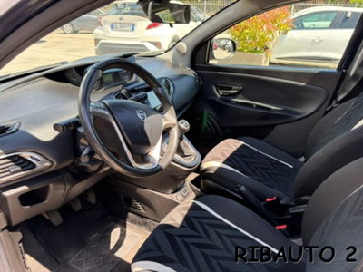 Lancia Ypsilon 1.3 MJT 16V 95 CV 5 porte S&S Platinum (15)