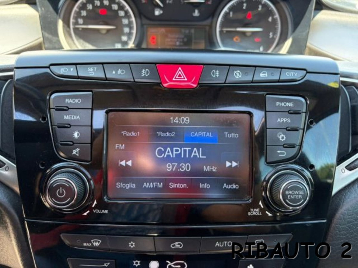 Lancia Ypsilon 1.3 MJT 16V 95 CV 5 porte S&S Platinum (20)