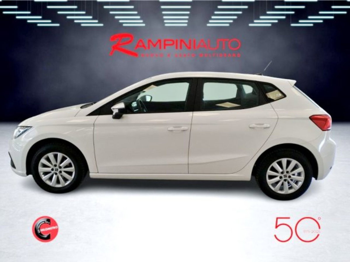 SEAT Ibiza 1.0 TGI 5 porte Business (11)