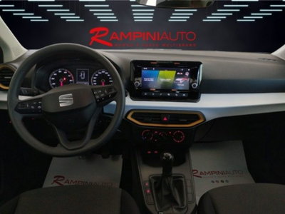 SEAT Ibiza 1.0 TGI 5 porte Business (12)