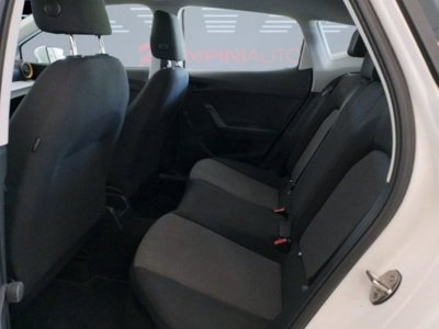 SEAT Ibiza 1.0 TGI 5 porte Business (15)