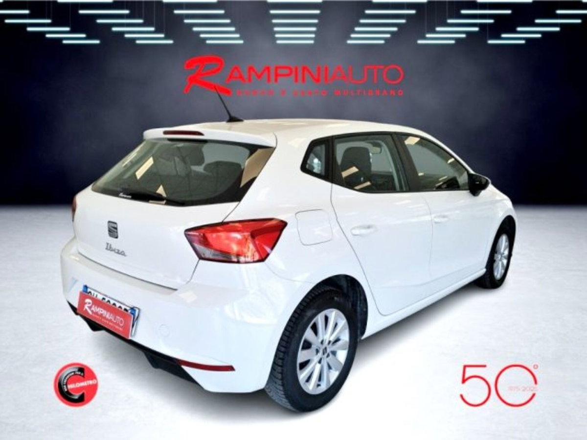 SEAT Ibiza 1.0 TGI 5 porte Business (8)