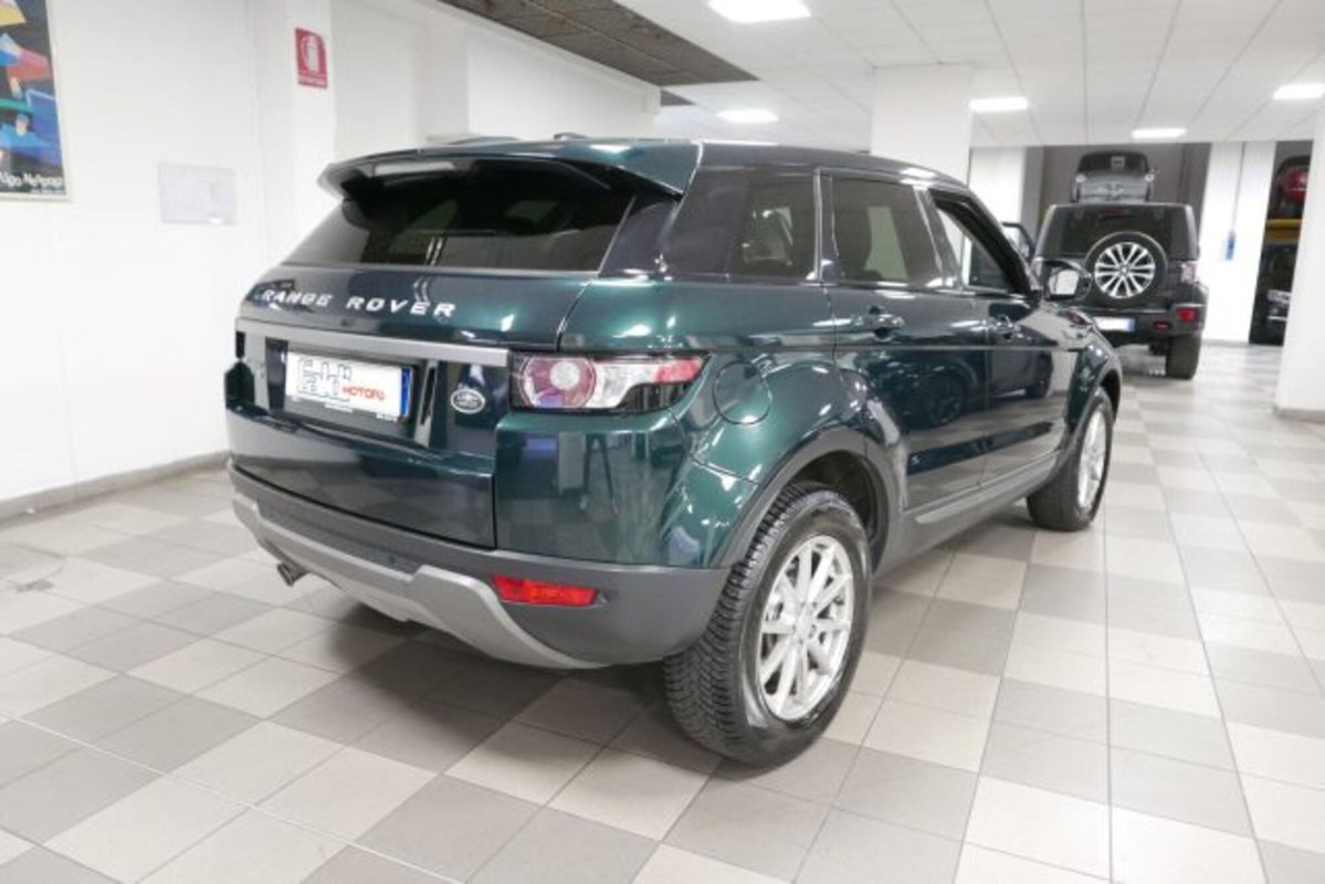 Land Rover Range Rover Evoque 2.2 TD4 5p. Pure (4)