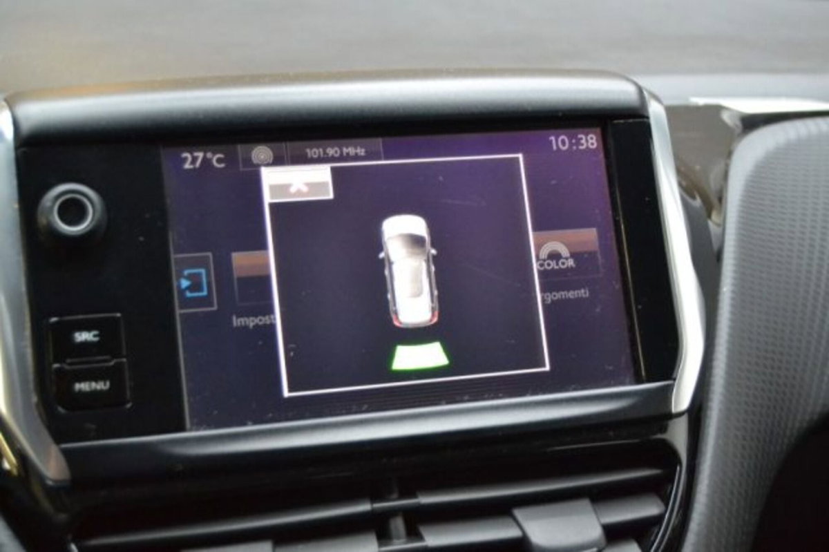 Peugeot 2008 75 Active (15)