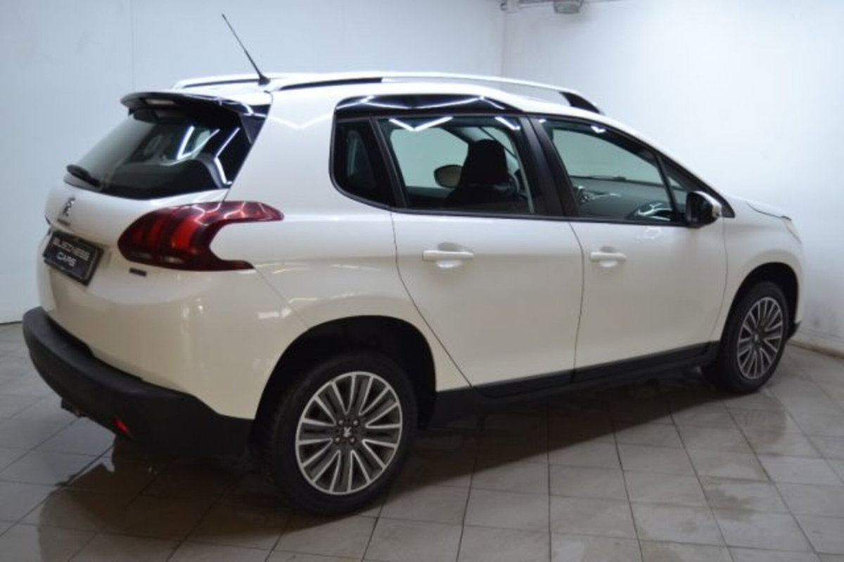 Peugeot 2008 75 Active (4)