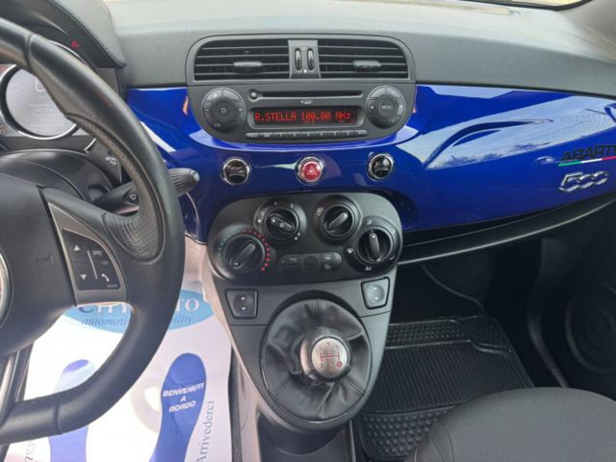 Abarth 595 595 1.4 Turbo T-Jet 160 CV Yamaha Factory Racing (14)