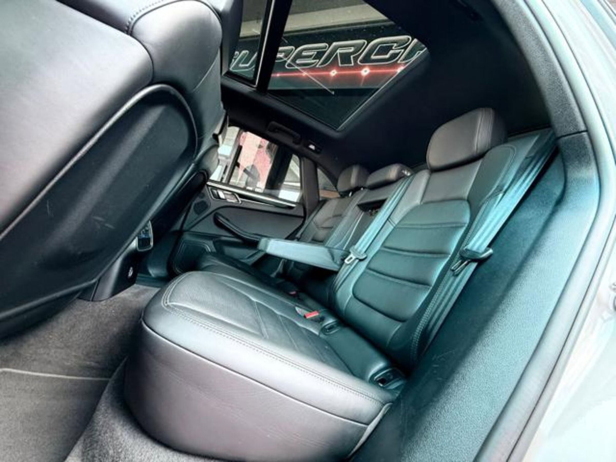 Porsche Macan S (10)