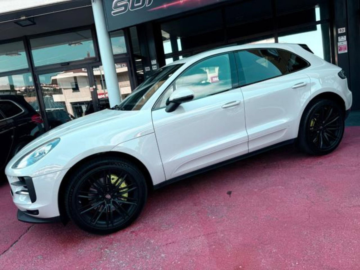 Porsche Macan S (17)