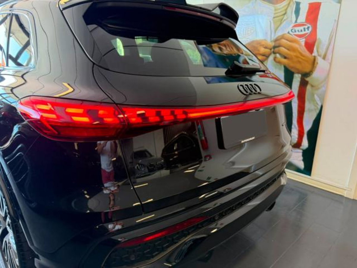 Audi Q5 2.0 tdi mhev+ S line edition quattro 204cv s-tronic (6)
