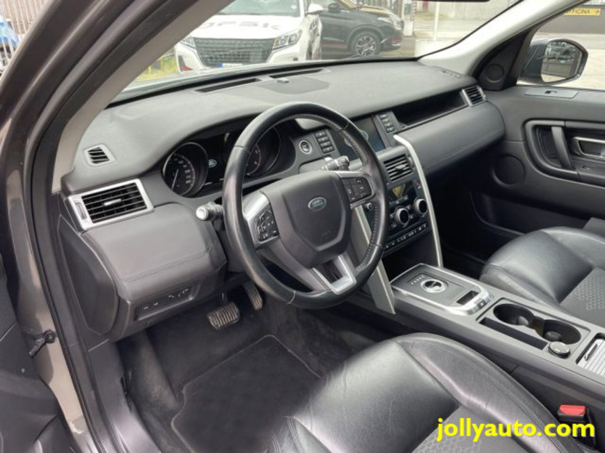 Land Rover Discovery Sport 2.0 TD4 180 CV SE (13)
