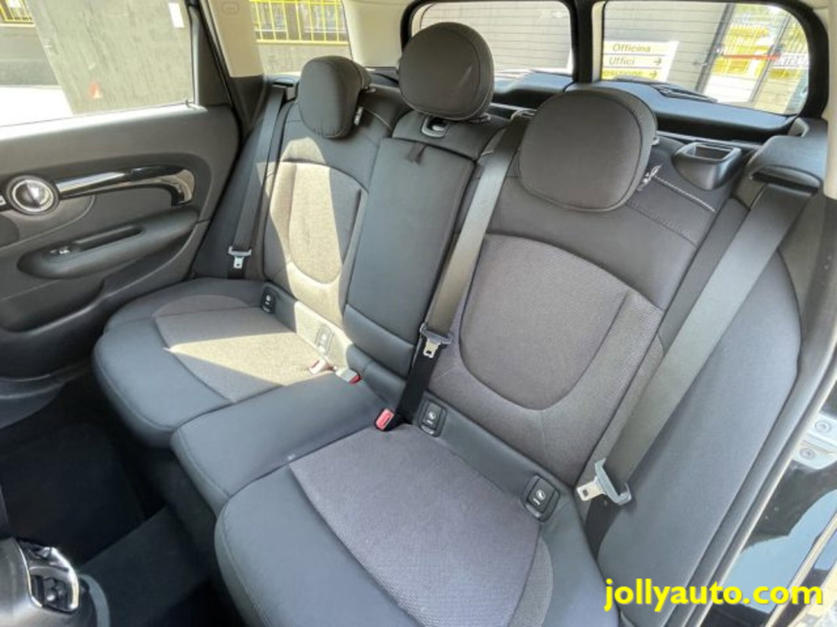 MINI Mini Clubman 2.0 Cooper D Business Clubman (16)