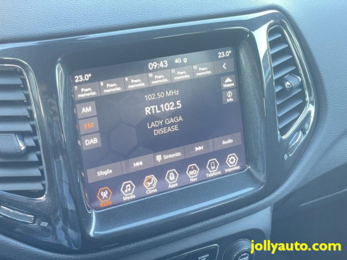 Jeep Compass 1.3 T4 240CV PHEV AT6 4xe S (14)