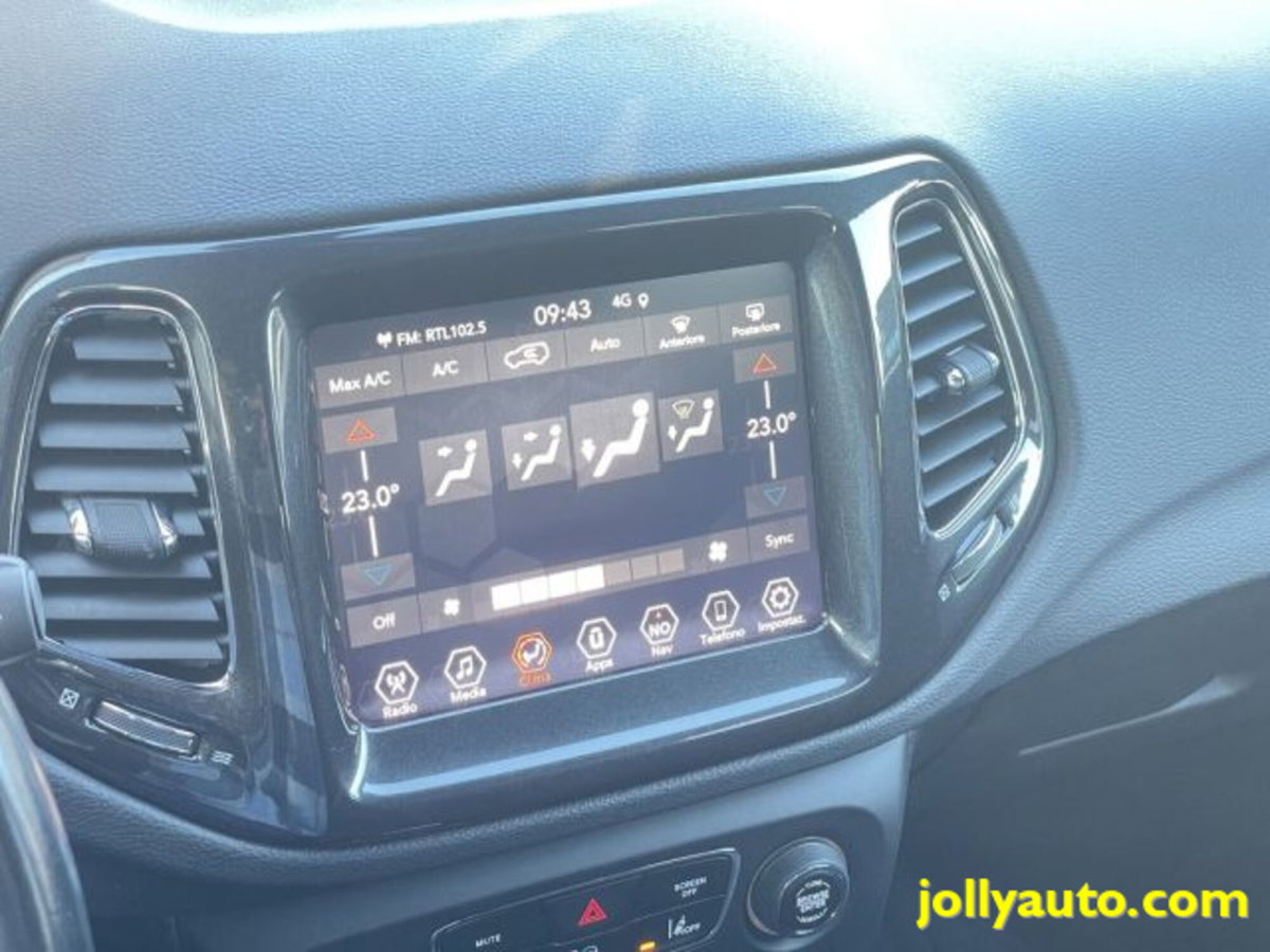 Jeep Compass 1.3 T4 240CV PHEV AT6 4xe S (16)