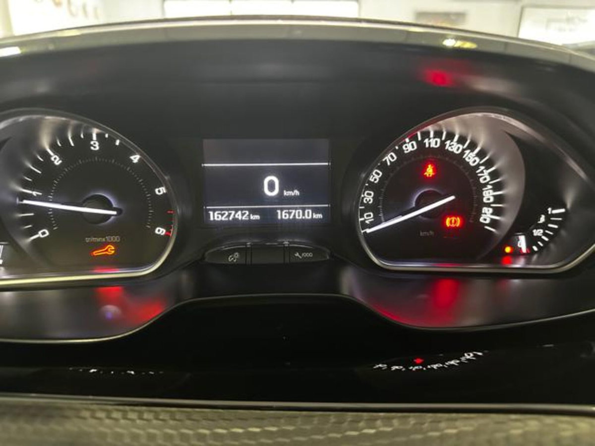Peugeot 208 75 5 porte Allure (13)