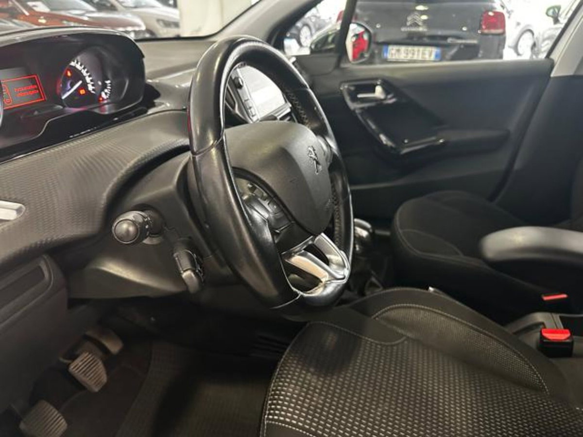 Peugeot 208 75 5 porte Allure (5)