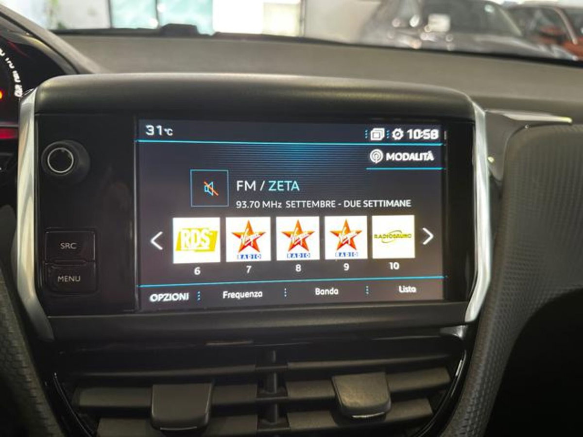 Peugeot 208 75 5 porte Allure (8)